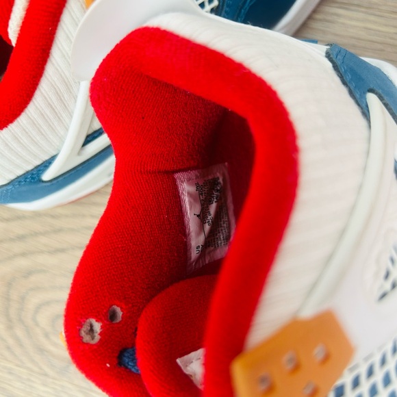 Jordan Kids Retro 4 Messy Room Sneakers in Navy and Red - Picture 15 of 15
